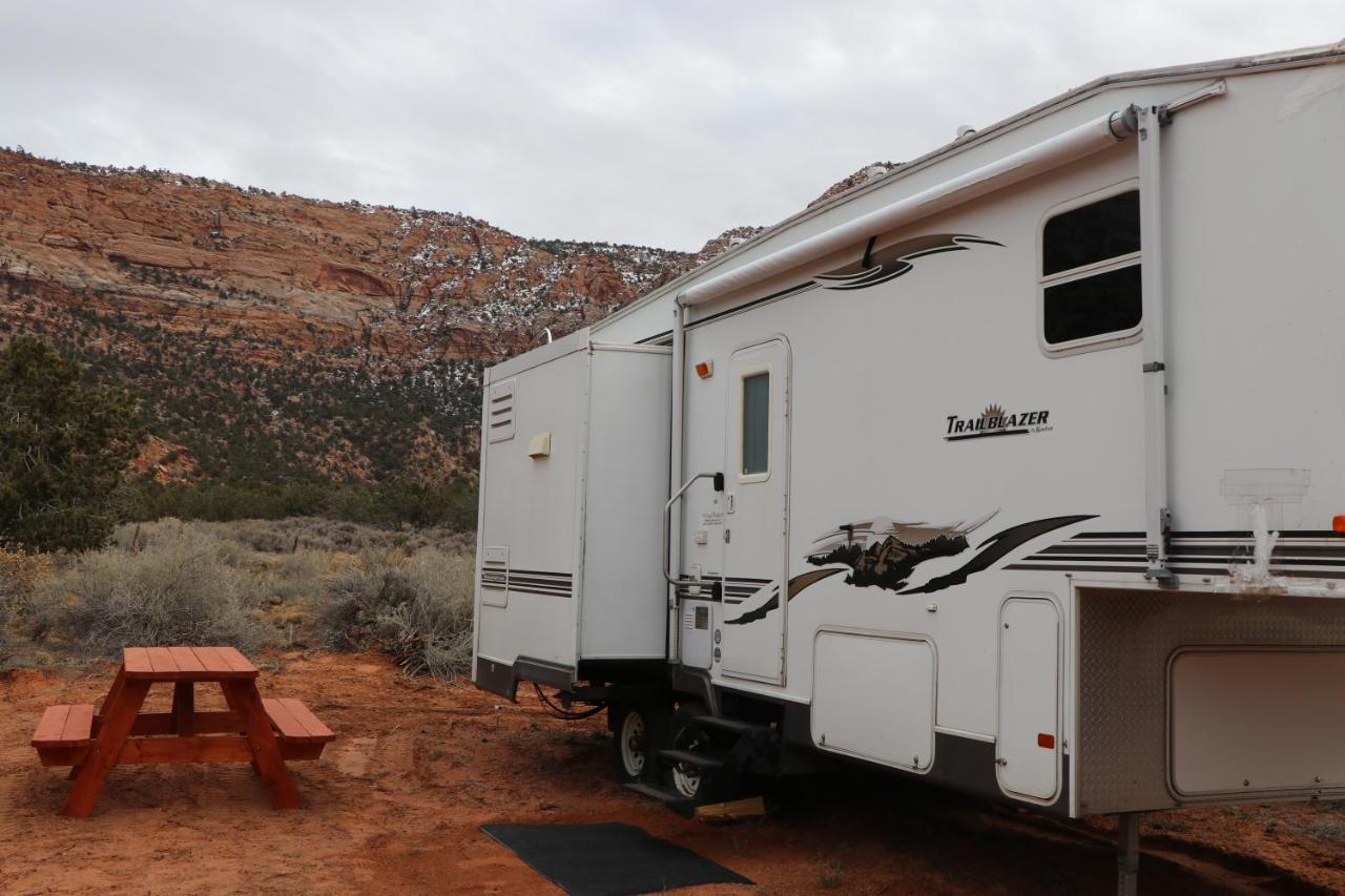 Camp Valhalla At Zion Hotell Colorado City Exteriör bild